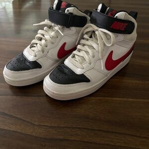 Kids Nike Borough Mid 2